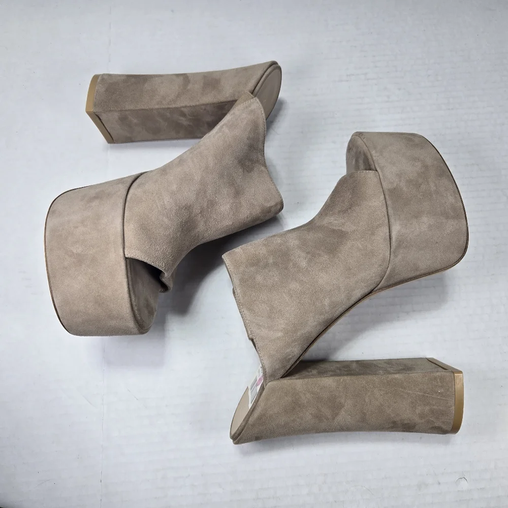Stuart Weitzman Skyhigh 145mm Natural Tan Slide Platform Mules Size 10 1/2 M